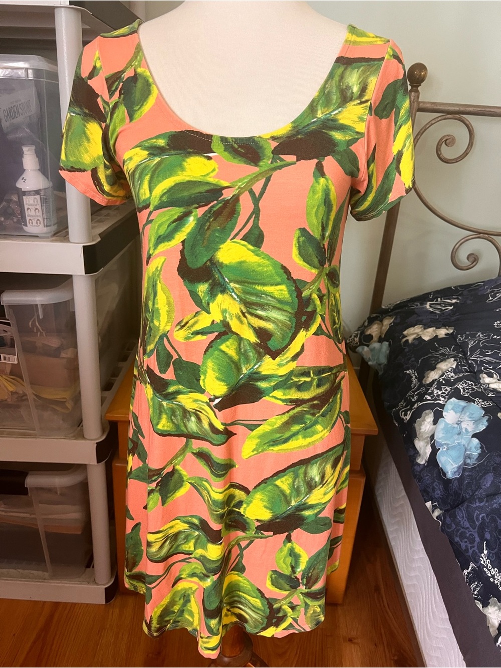 Vermilli Hawaii Women's Coral Mini Dress with Green Leaf Print